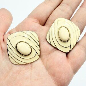 Vintage TAT Signed Statement Earrings Beige Off White Enamel Abstract Cabochon